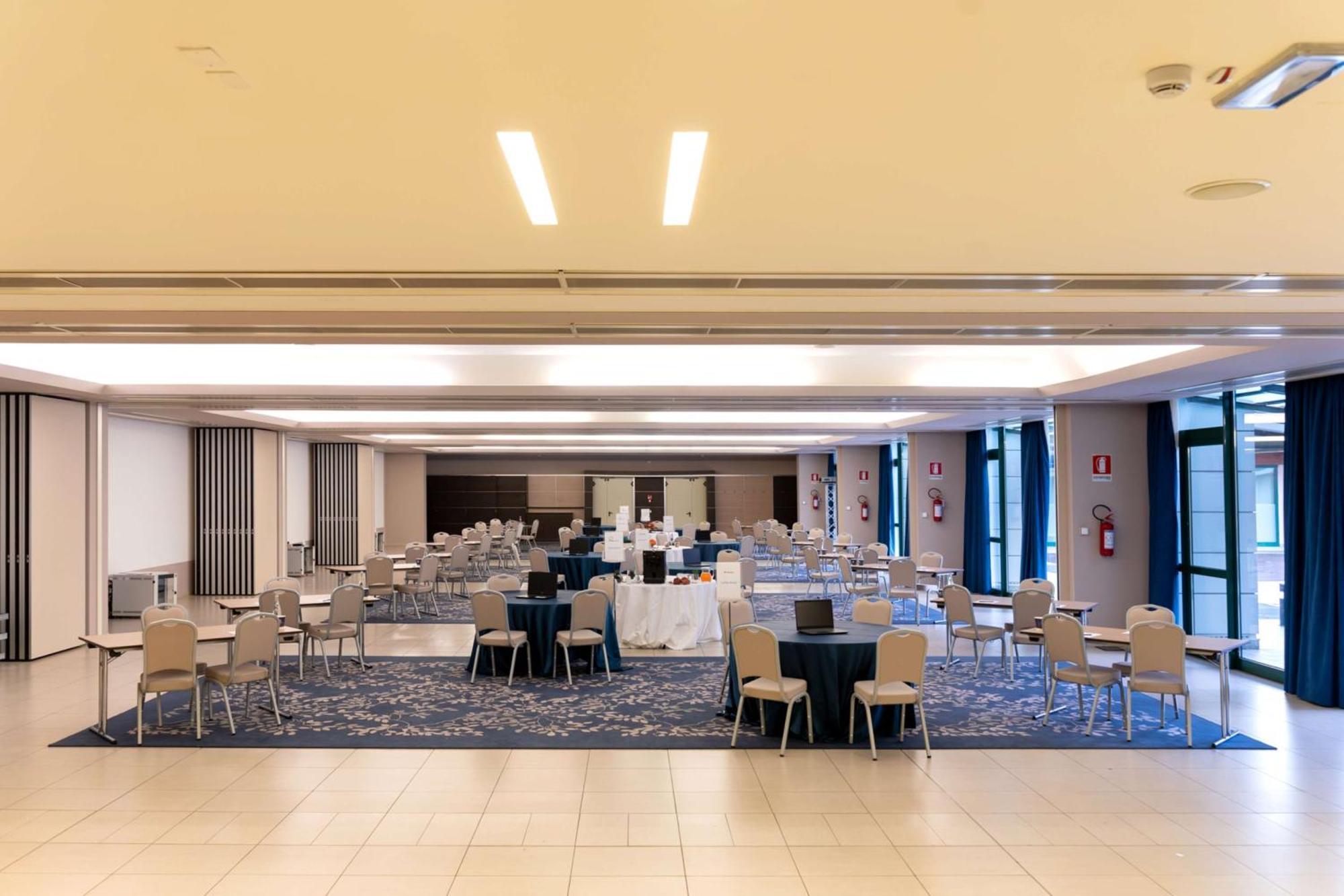 מלון Doubletree By Hilton Milan Malpensa Solbiate Olona מראה חיצוני תמונה