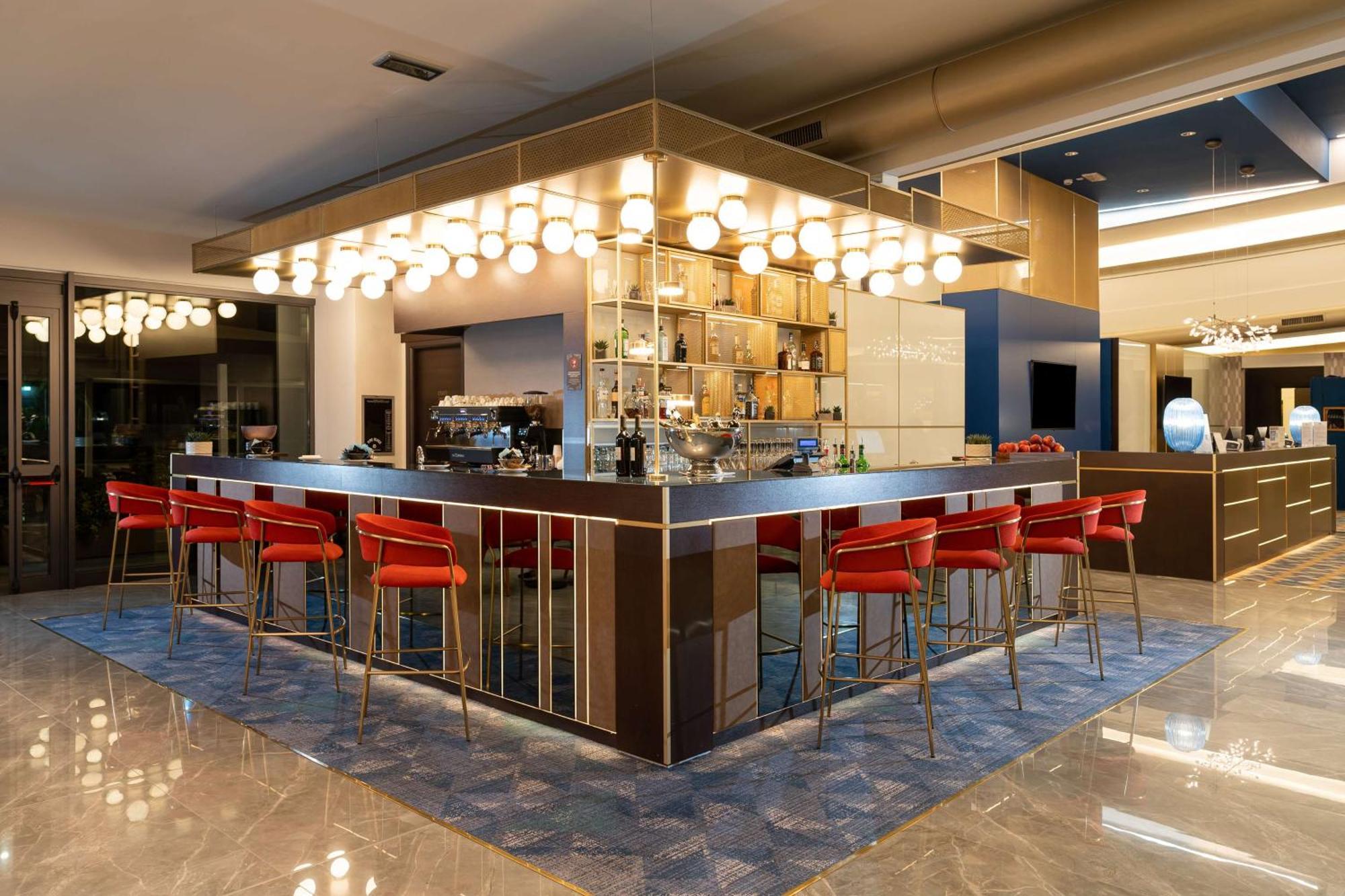 מלון Doubletree By Hilton Milan Malpensa Solbiate Olona מראה חיצוני תמונה
