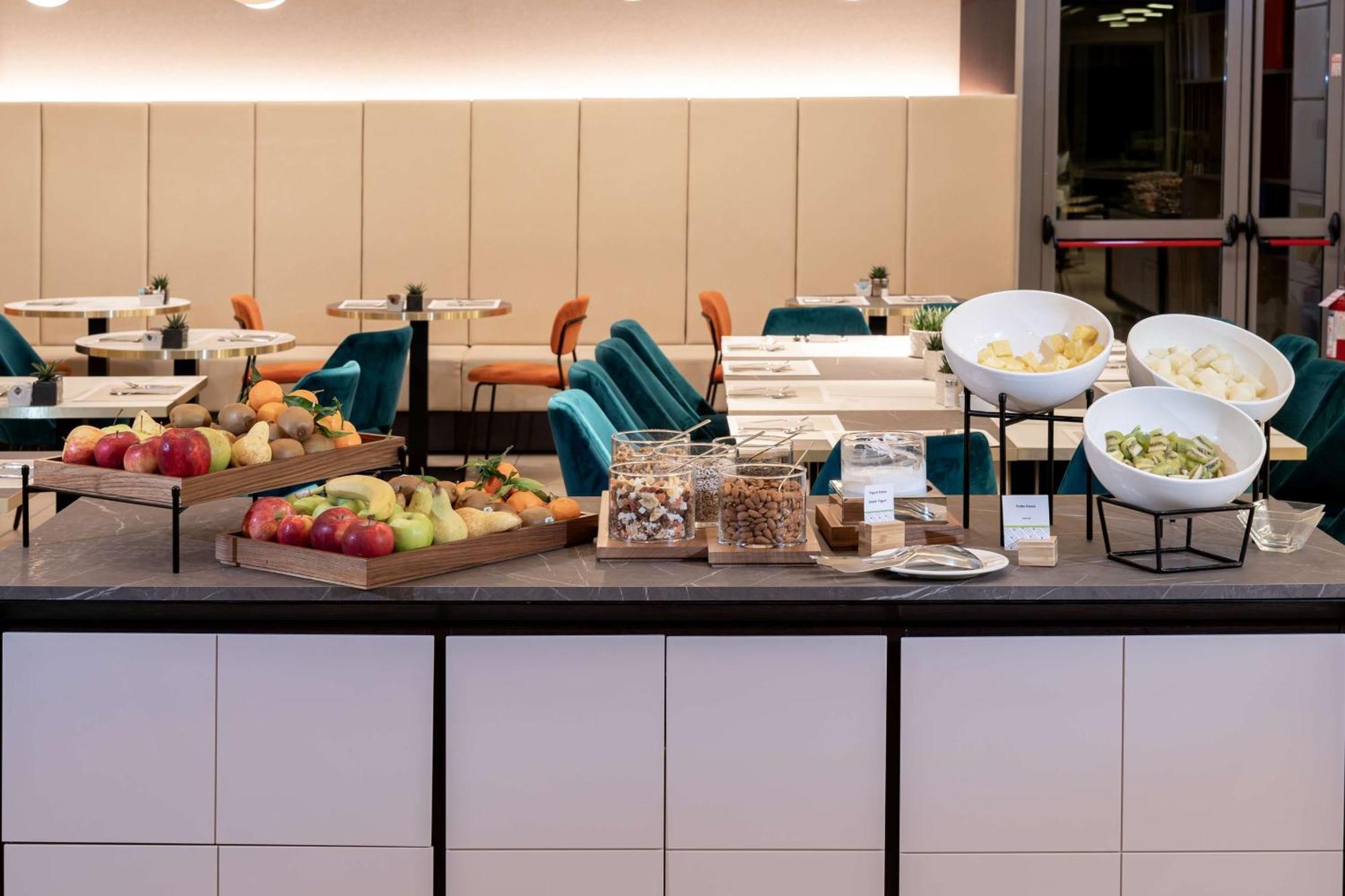 מלון Doubletree By Hilton Milan Malpensa Solbiate Olona מראה חיצוני תמונה