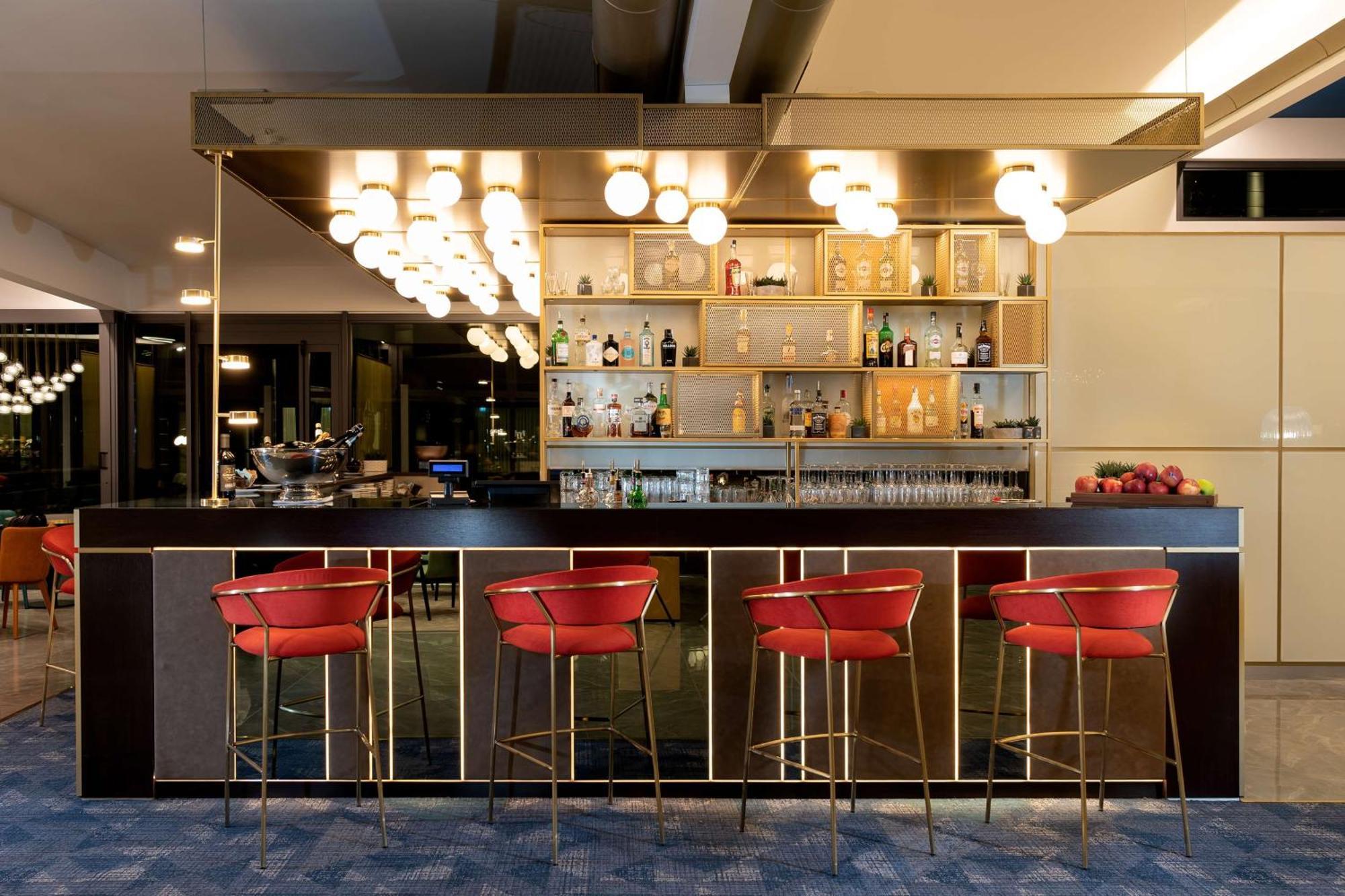 מלון Doubletree By Hilton Milan Malpensa Solbiate Olona מראה חיצוני תמונה